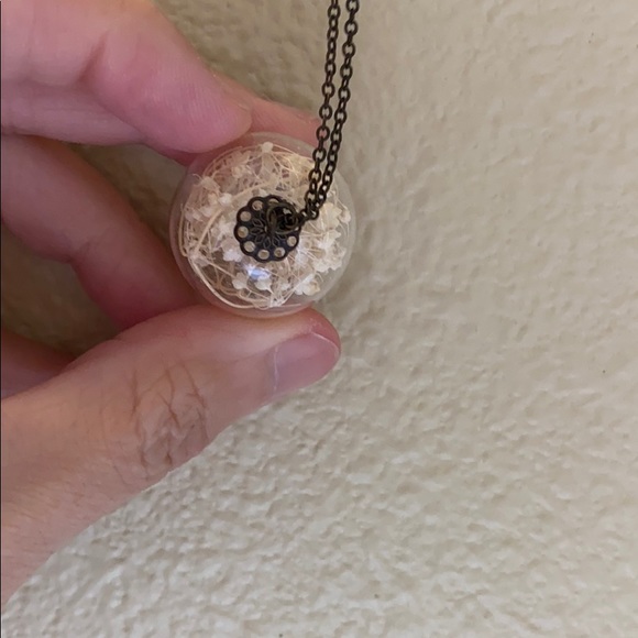 Baby’s Breath Glass Orb Pendant Necklace - Picture 3 of 4